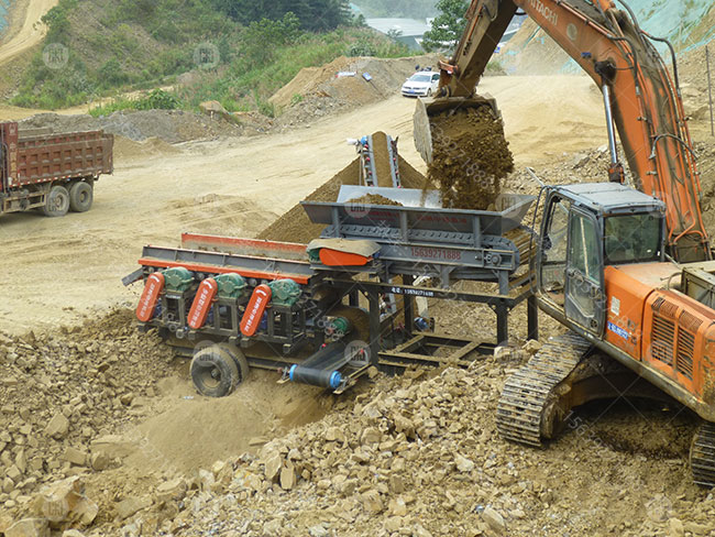 江西移動式泥石分離機客戶案例—鄭州中厚機械